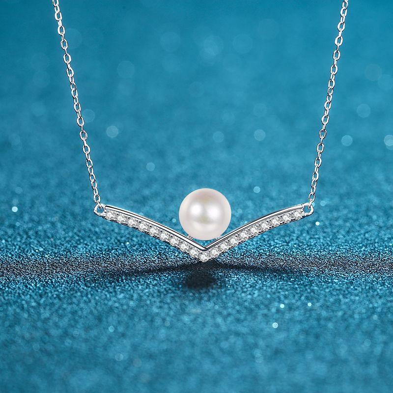 TUTELLA V Shape Moissanite Jewelry 8mm Sweet Water Pearl Pendant Necklace Collarbone Chain